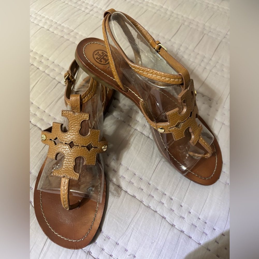 Tory Burch Tan Leather Logo Thong Sandals